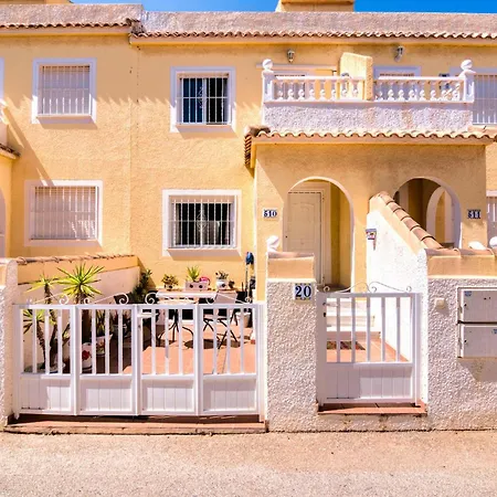 Holiday home Gorgeous In With Wifi Santa Pola