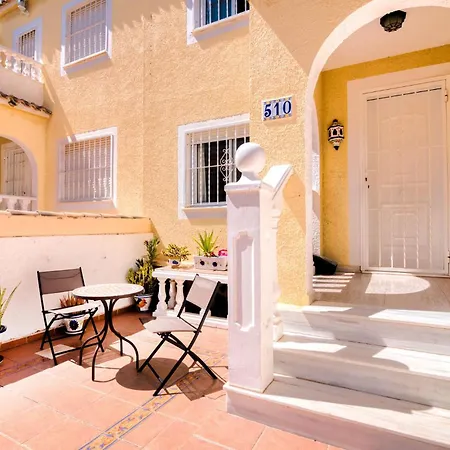 Holiday home Gorgeous In With Wifi Santa Pola